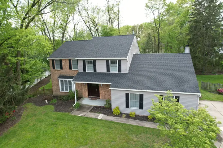 Completed dark roof on a New Jersey home